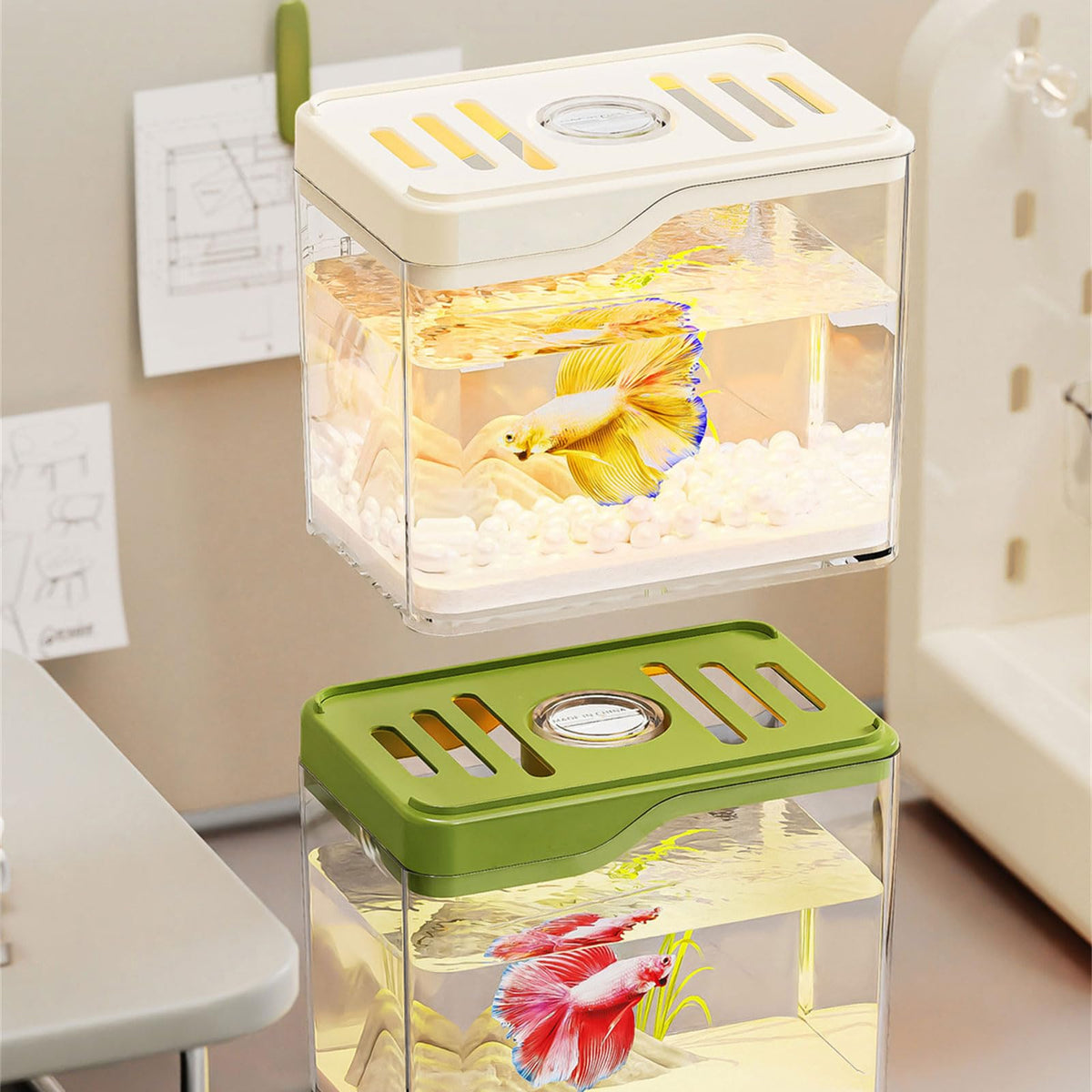 Clear Fish Tank with Colorful LED Light I285844