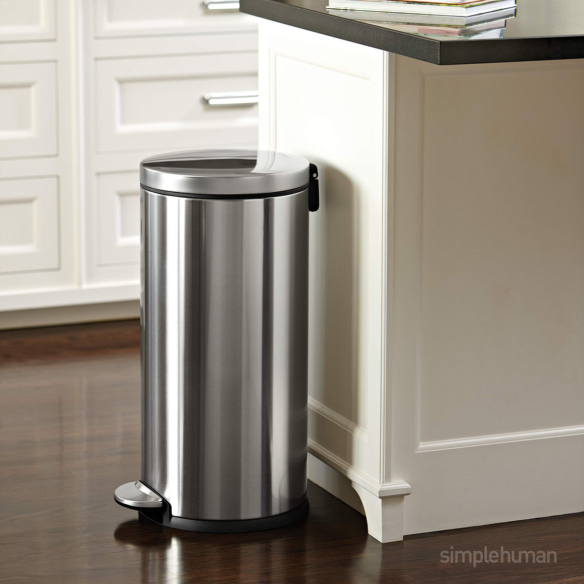 30L Brushed Stainless Steel Round Step Trash Can S919